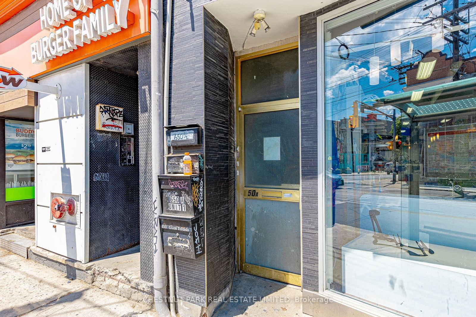 Store W/Apt/Office leased at #1-650A Queen Street, Toronto, Trinity-Bellwoods, M6J 1E4 - MLS: C11909453