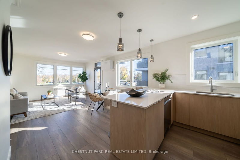 home for lease on 5-1446 Avenue Road