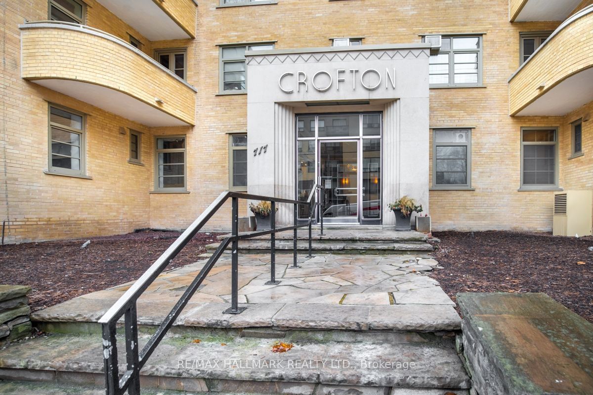 Condo sold at 107-717 Eglinton Avenue, Toronto, Forest Hill South, M5N 1C9 - MLS: C11911298