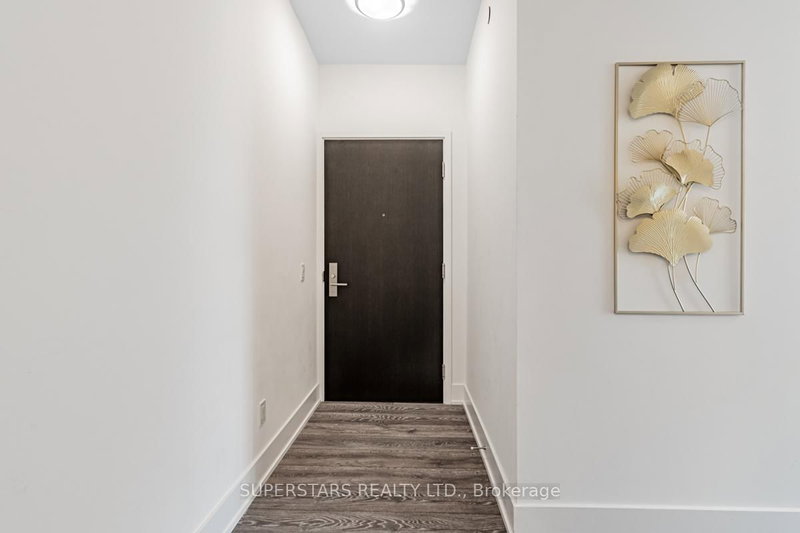 2613 - 403 Church St, Toronto, M4Y 0C9 | Image 2