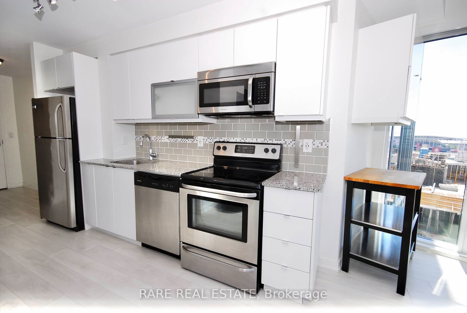 Condo leased at 1112-150 East Liberty Street, Toronto, Niagara, M6K 3R5 - MLS: C11911917