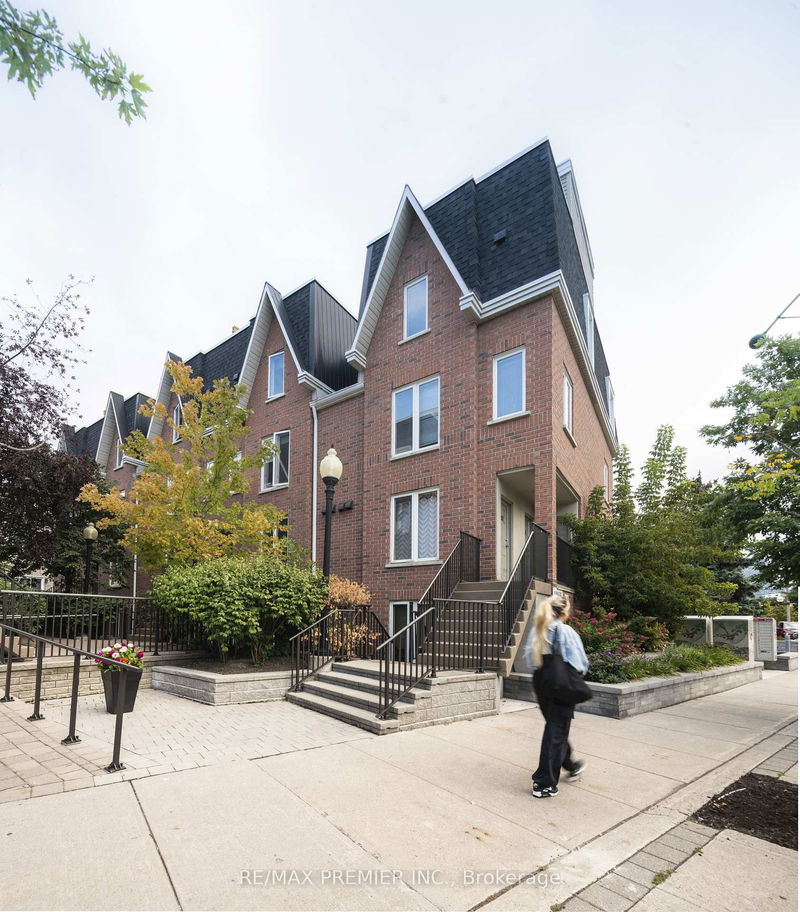 home for lease on 321-26 Douro Street