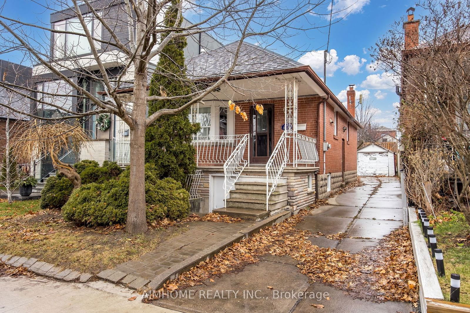 Detached House leased at 77 Alameda Avenue, Toronto, Oakwood Village, M6C 3W4 - MLS: C11912454