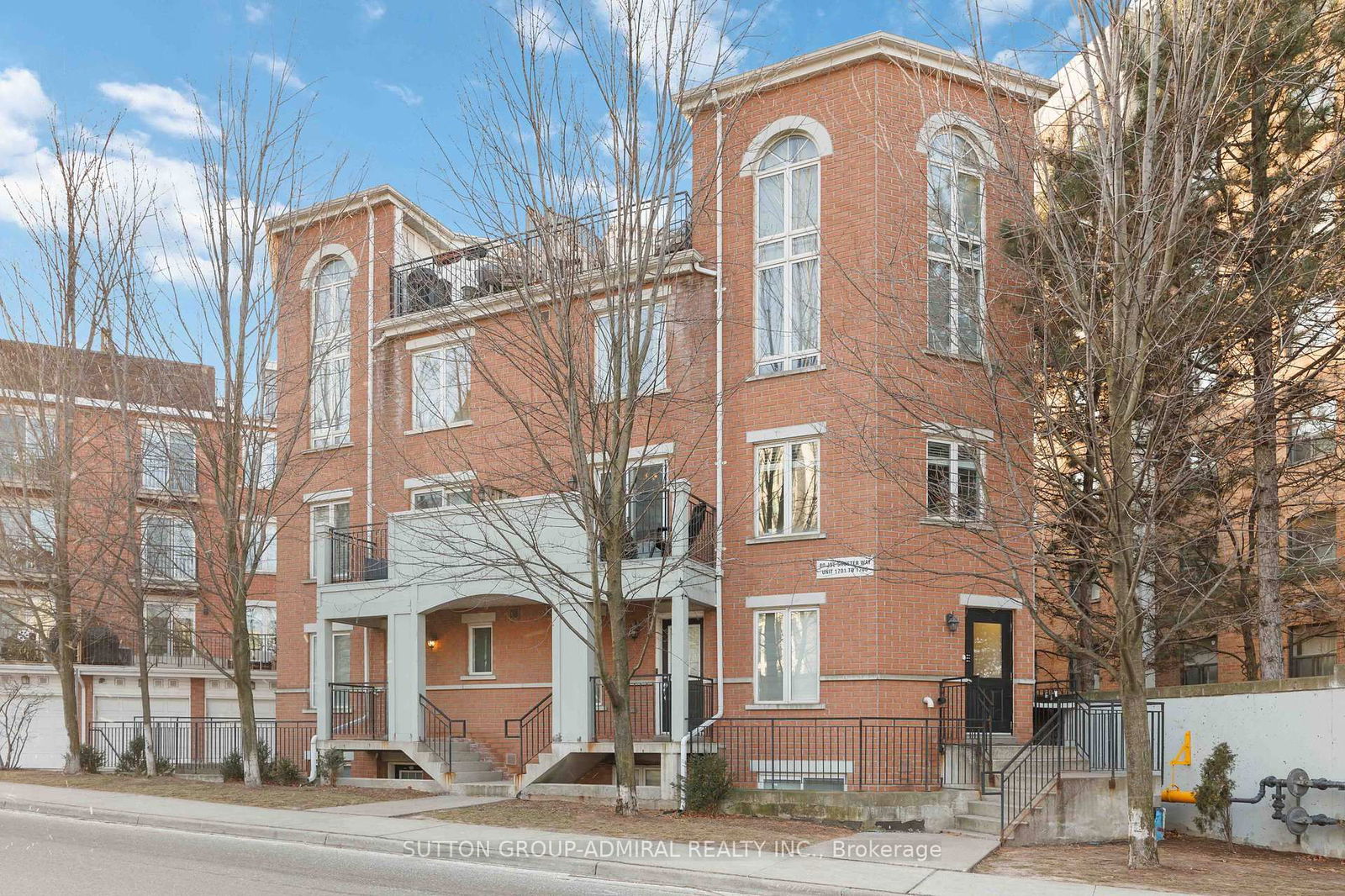 Townhouse leased at 1705-80 Joe Shuster Way, Toronto, Trinity-Bellwoods, M6K 1Y5 - MLS: C11912537