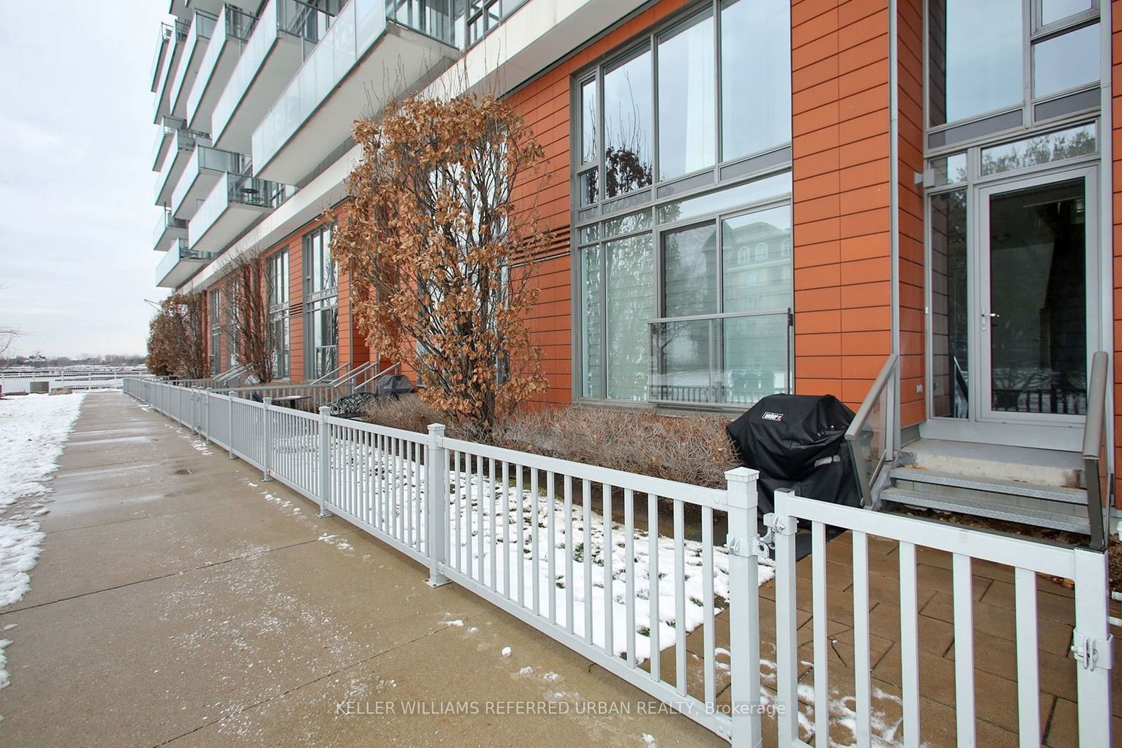 Townhouse leased at TH115-90 Stadium Road, Toronto, Niagara, M5V 3W5 - MLS: C11912595