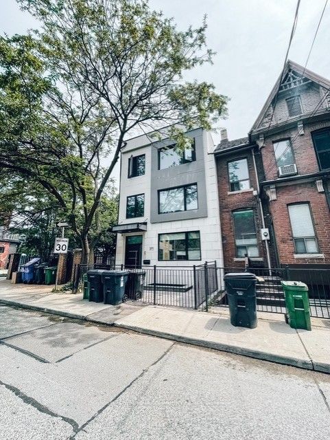 Semi-Detached House leased at 2-271 Ontario Street, Toronto, Moss Park, M5A 2V6 - MLS: C11913388