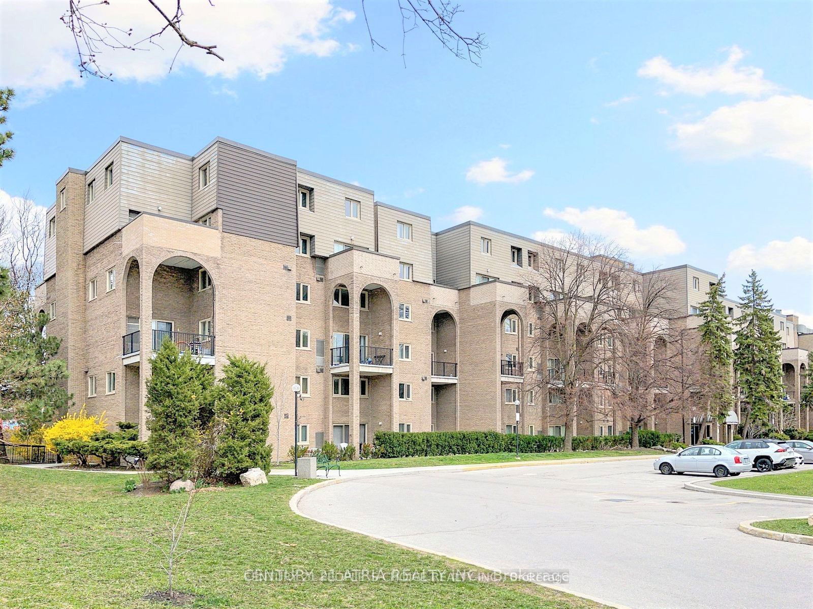 Townhouse leased at 218-4005 Don Mills Road, Toronto, Hillcrest Village, M2H 3J9 - MLS: C11914206