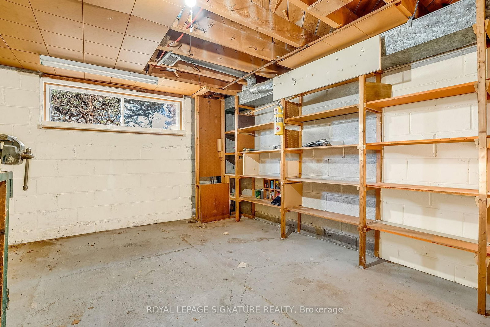 Listing Image 33