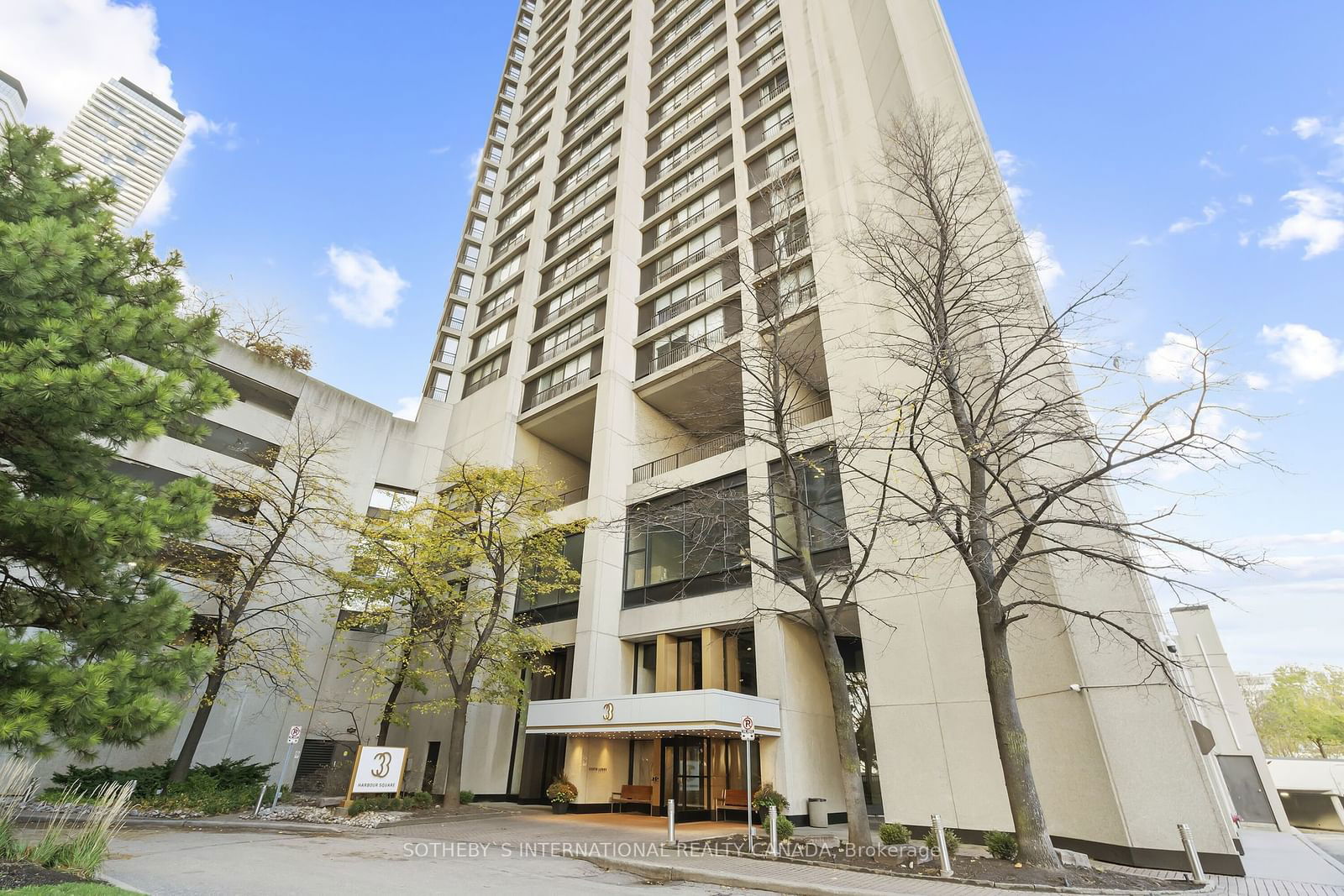 Condo for sale at 2208-33 Harbour Square, Toronto, Waterfront Communities C1, M5J 2G2 - MLS: C11914939