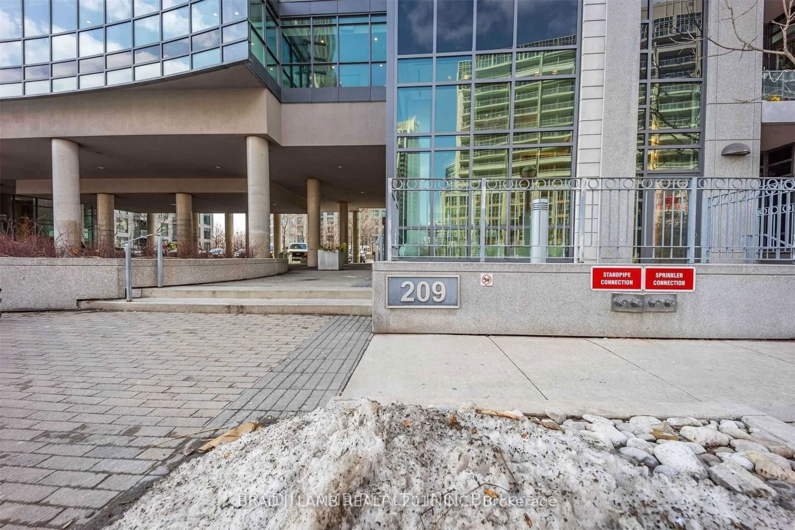 Condo for lease at 1364-209 Fort York Boulevard, Toronto, Niagara, M5V 4A1 - MLS: C11915670