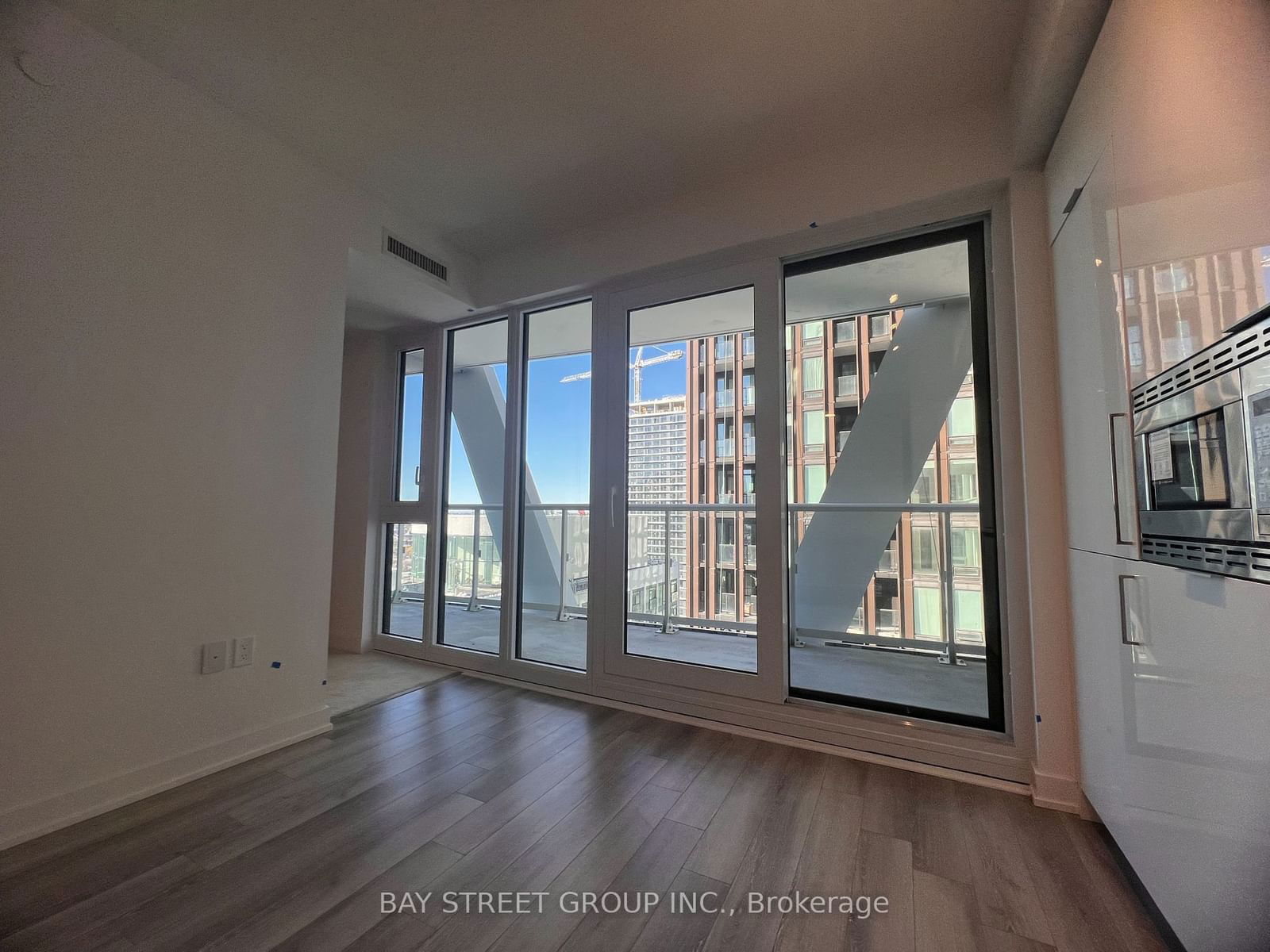 Condo sold at 2020-230 Simcoe Street, Toronto, Kensington-Chinatown, M5T 1T4 - MLS: C11915689