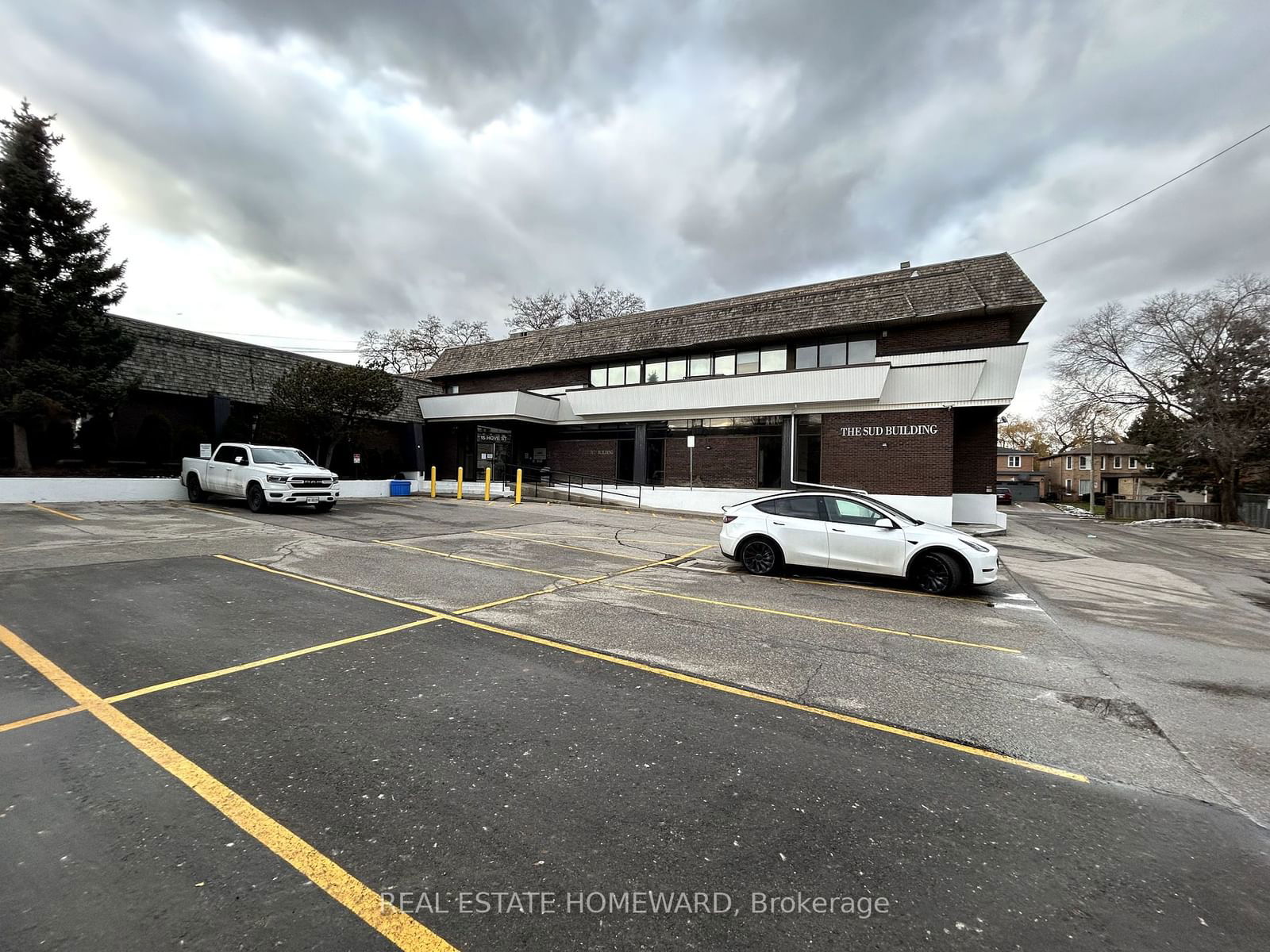 Office for lease at 101-15 Hove Street, Toronto, Bathurst Manor, M3H 4Y8 - MLS: C11915831