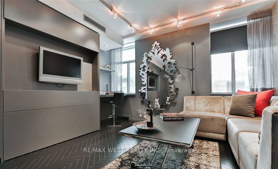 Condo for lease at 112-1 Benvenuto Place, Toronto, Casa Loma, M4V 2L1 - MLS: C11916534