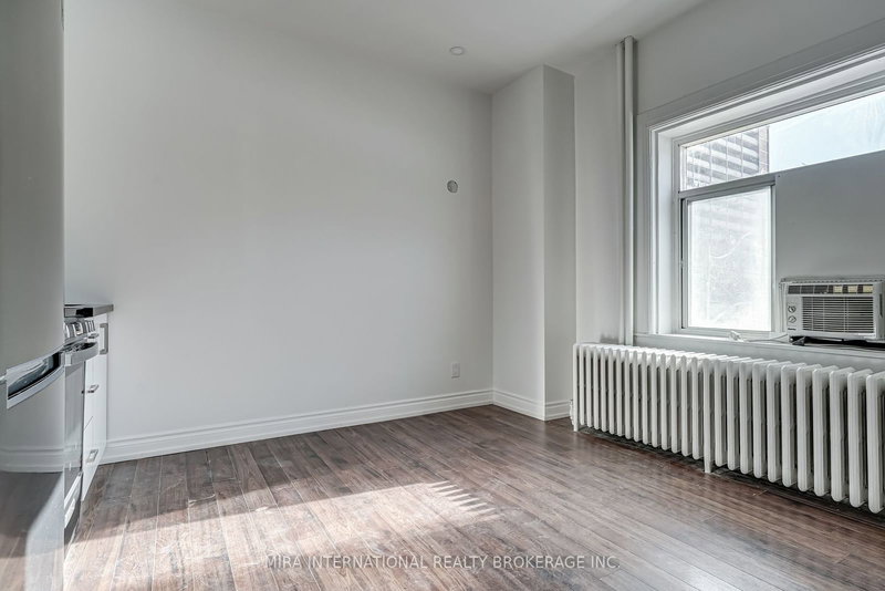 202 - 180 Sherbourne St, Toronto, M5A 2R7 | Image 3
