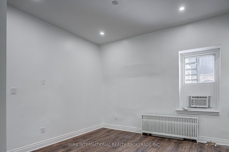 204 - 180 Sherbourne St, Toronto, M5A 2R7 | Image 3