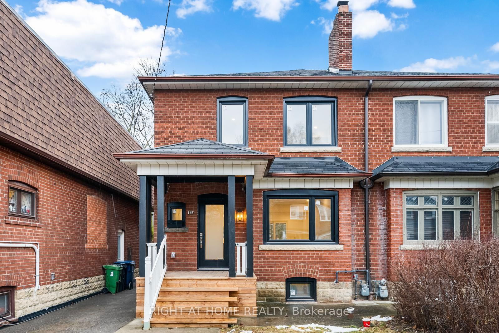 Semi-Detached House leased at 147 Forman Avenue, Toronto, Mount Pleasant East, M4S 2R9 - MLS: C11917059