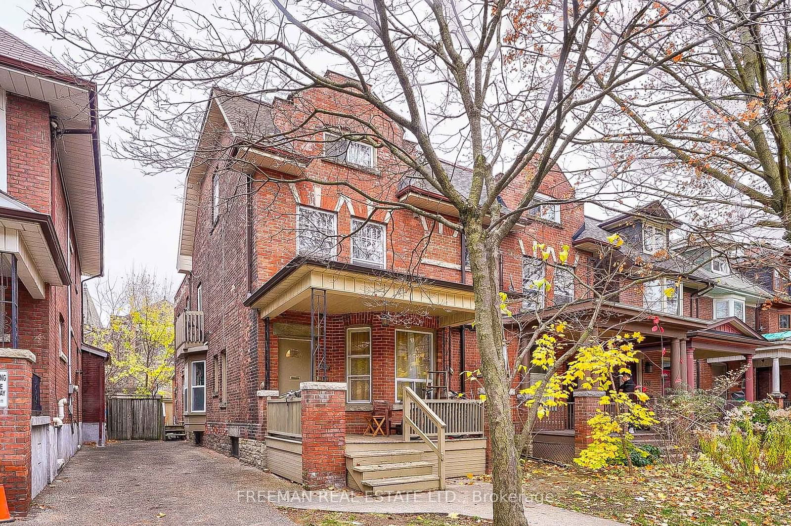 Semi-Detached House sold at 557 Markham Street, Toronto, Palmerston-Little Italy, M6G 2L6 - MLS: C11917272