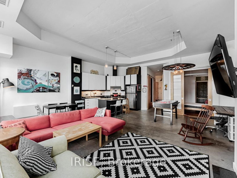 707 - 155 Dalhousie St, Toronto, M5B 2P7 | Image 3