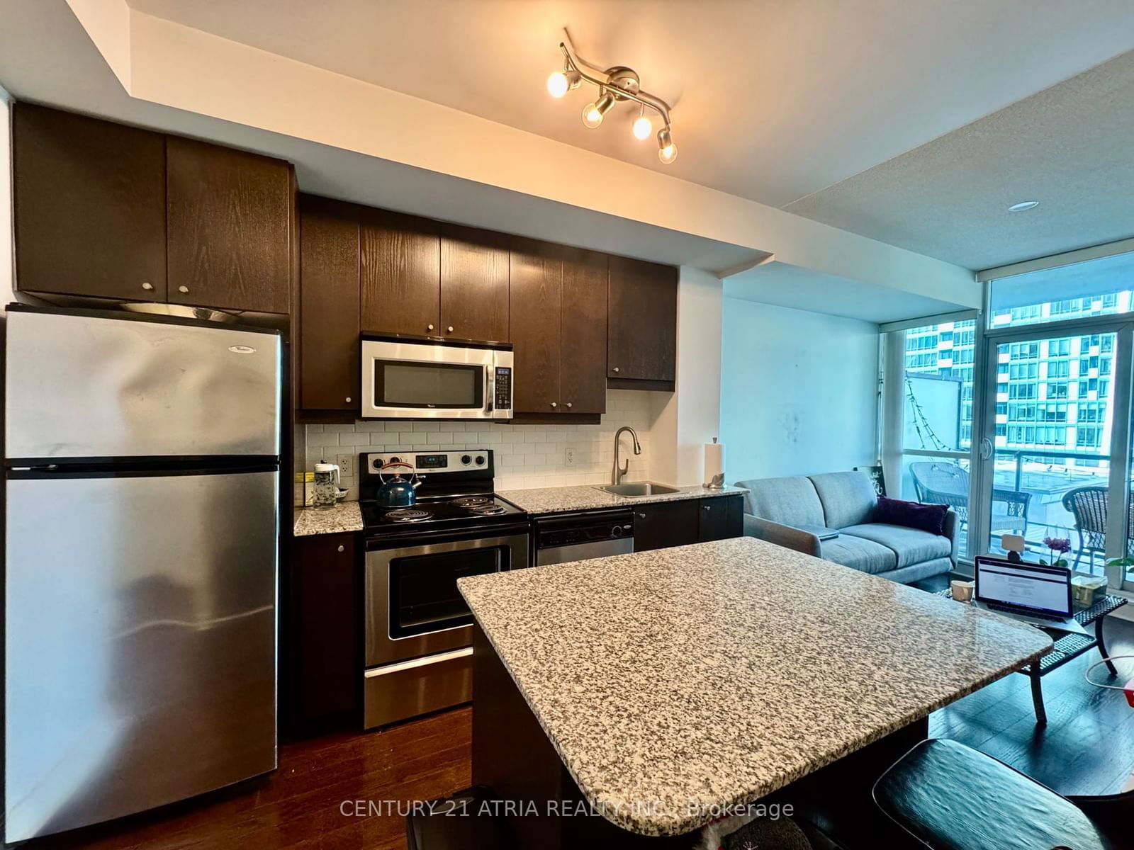 Condo for lease at 1305-1 Scott Street, Toronto, Waterfront Communities C8, M5E 1A1 - MLS: C11917597