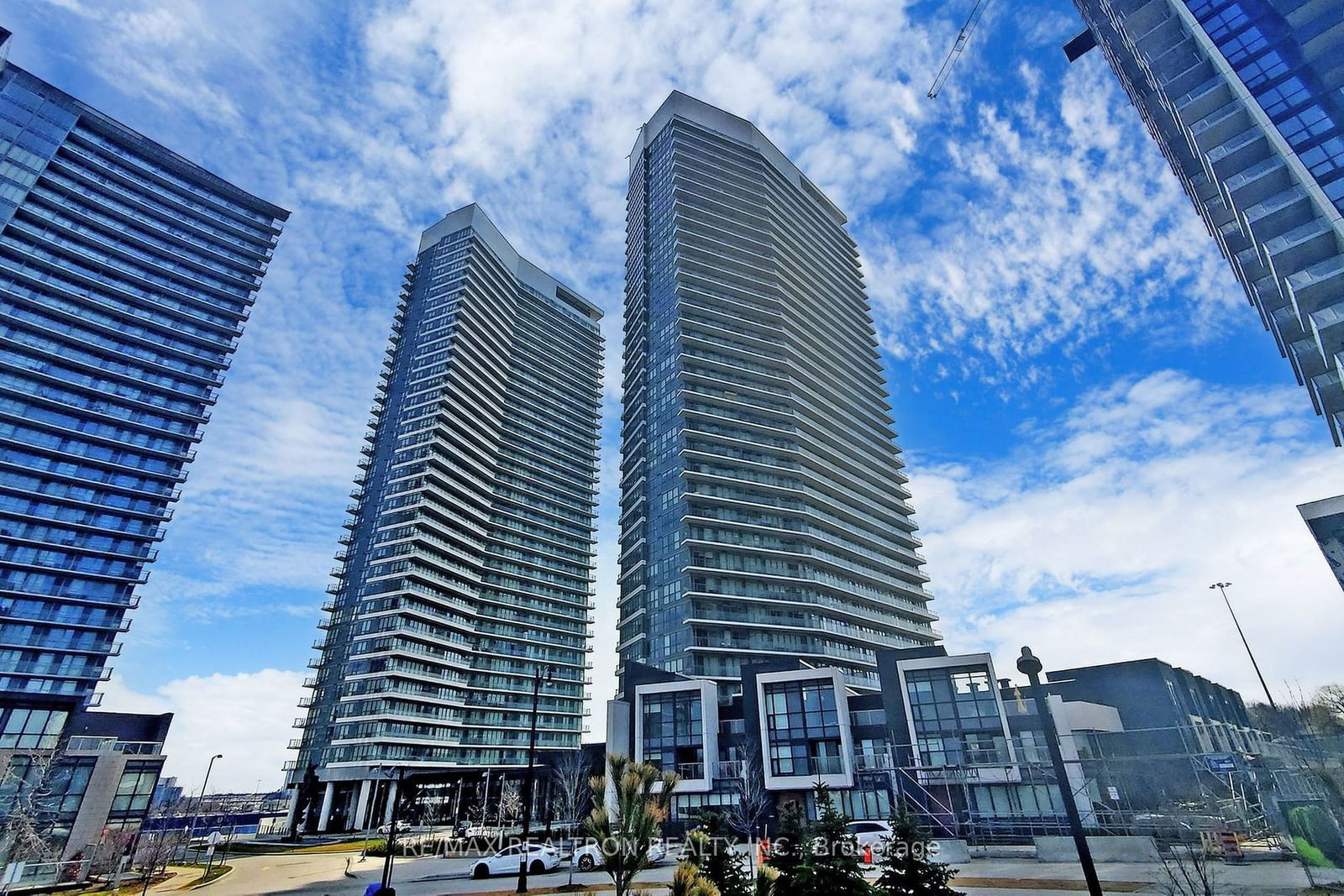 Condo for sale at 2711-115 Mcmahon Drive, Toronto, Bayview Village, M2K 0A4 - MLS: C11917611