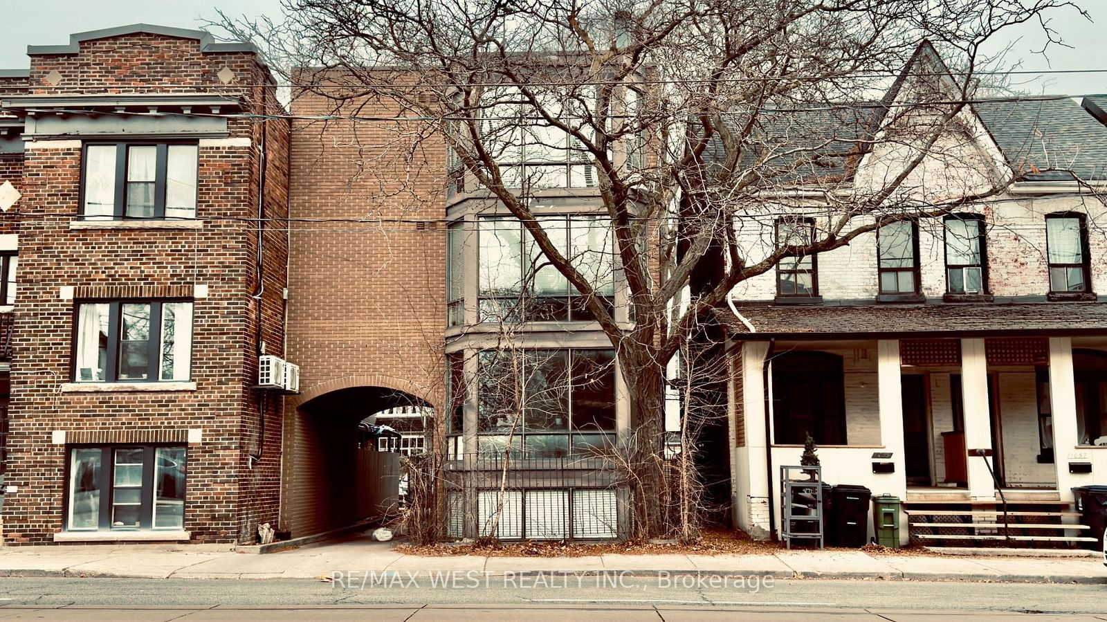 Investment for sale at 1061 Bathurst Street, Toronto, Annex, M5R 3G8 - MLS: C11917942