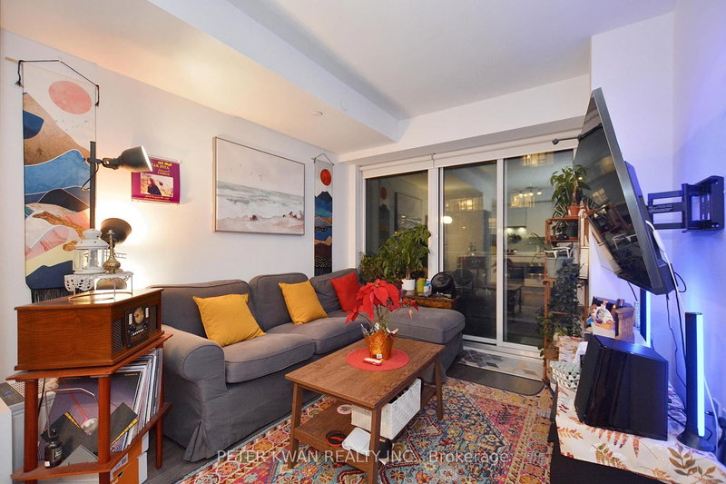 1611 - 99 Broadway Ave, Toronto, M4P 0E3 | Image 3