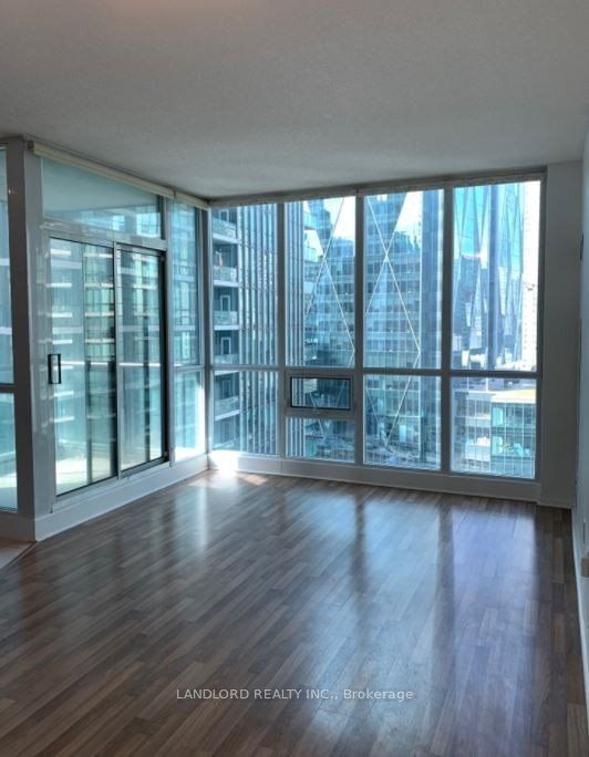 Condo leased at 2010-12 Yonge Street, Toronto, Waterfront Communities C1, M5E 1Z9 - MLS: C11918339