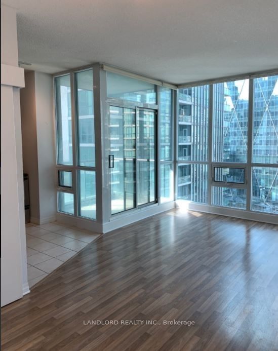 Condo leased at 2010-12 Yonge Street, Toronto, Waterfront Communities C1, M5E 1Z9 - MLS: C11918339