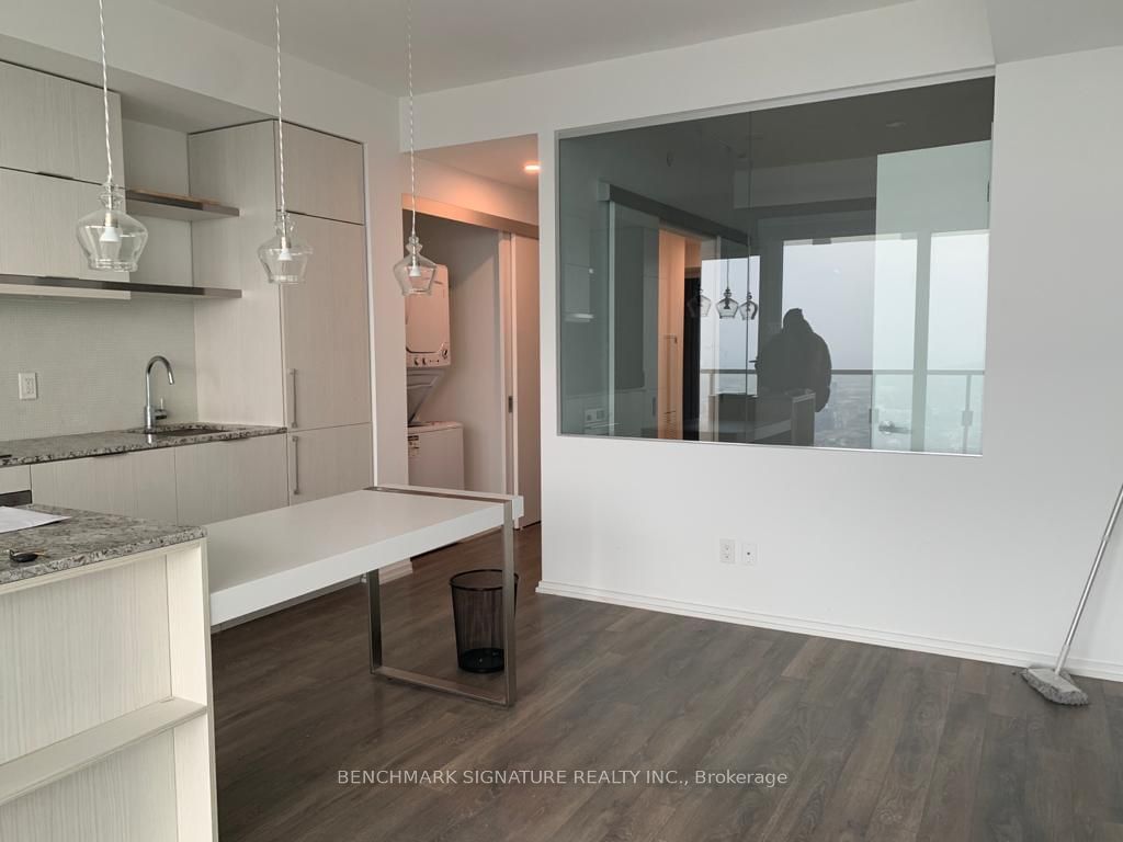 Condo leased at 5403-197 Yonge Street, Toronto, Church-Yonge Corridor, M5B 0C1 - MLS: C11918578