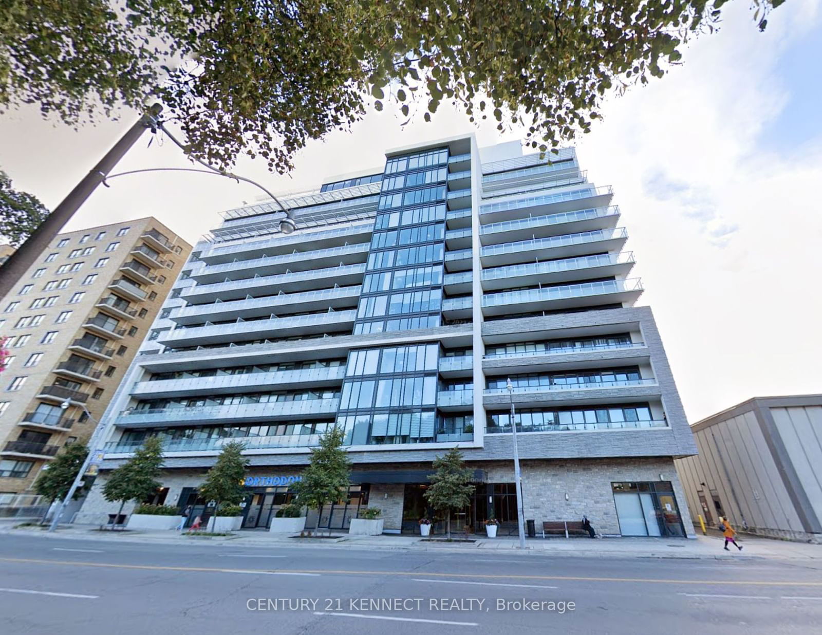 Condo leased at 613-3018 Yonge Street, Toronto, Lawrence Park South, M4N 2K4 - MLS: C11918784