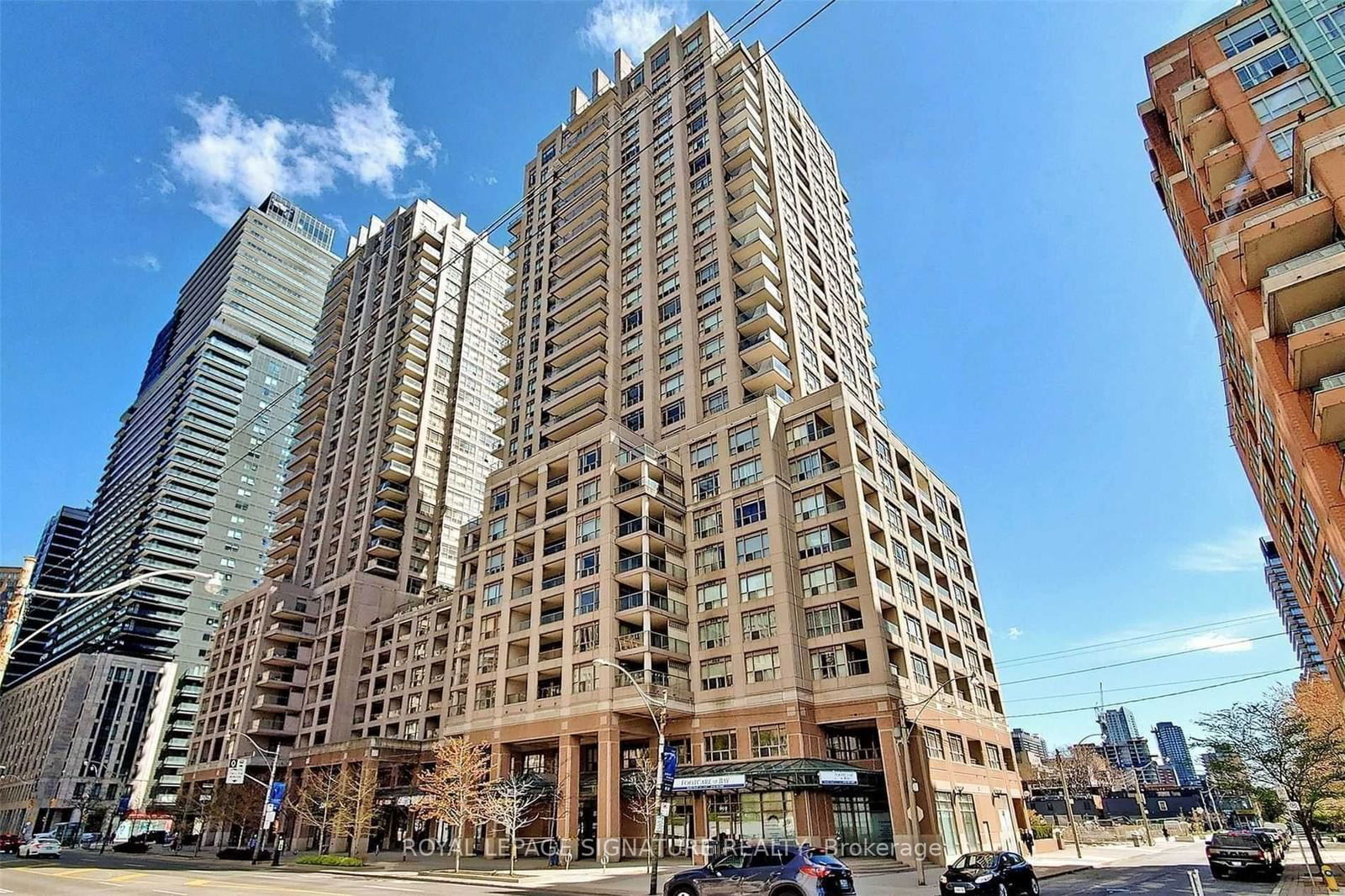 Condo leased at 514-909 Bay Street, Toronto, Bay Street Corridor, M5S 3G2 - MLS: C11918799