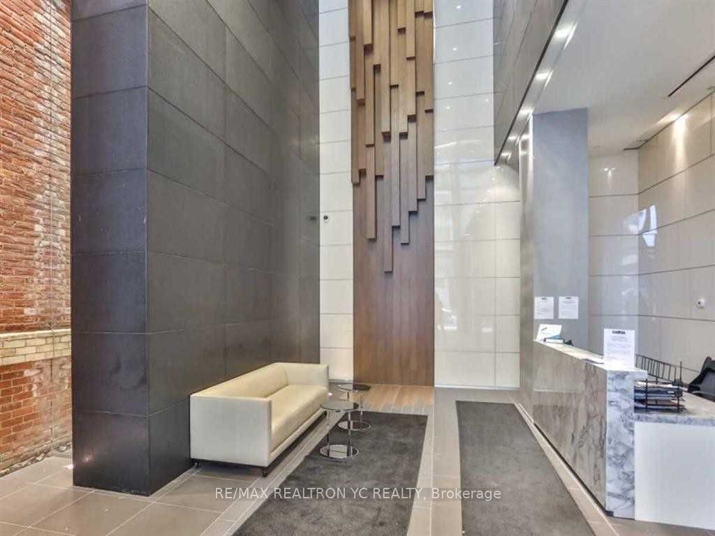 Condo for lease at 2108-15 Grenville Street, Toronto, Bay Street Corridor, M4Y 1A1 - MLS: C11918941