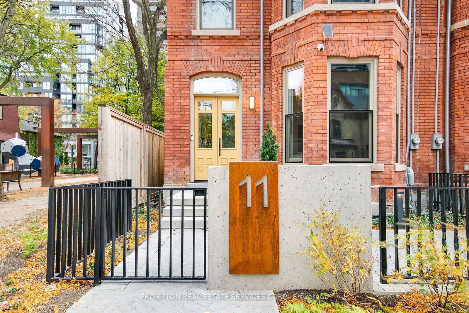 Townhouse for sale at 11 Gloucester Street, Toronto, Church-Yonge Corridor, M4Y 1L8 - MLS: C11919127