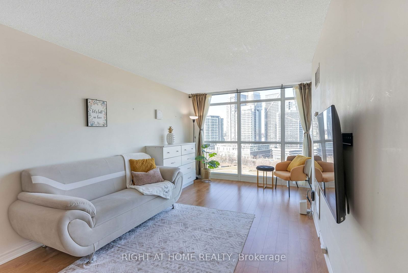 Condo for sale at 1807-231 Fort York Boulevard, Toronto, Niagara, M5V 1B2 - MLS: C11919253