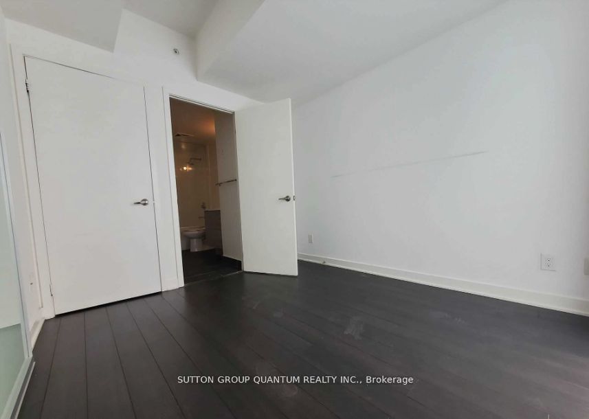 Condo leased at 1014-210 Simcoe Street, Toronto, University, M5T 0A9 - MLS: C11919264