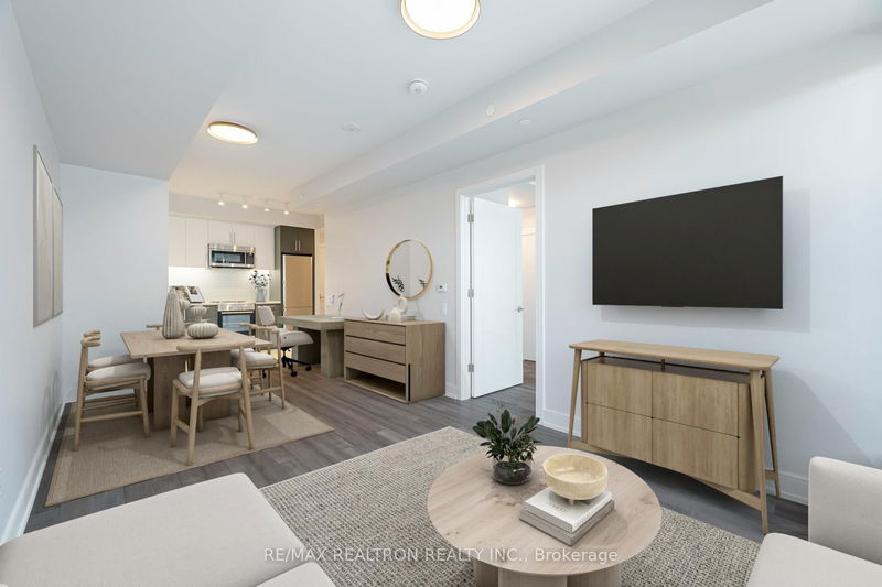 home for lease on 305-2525 Bathurst Street