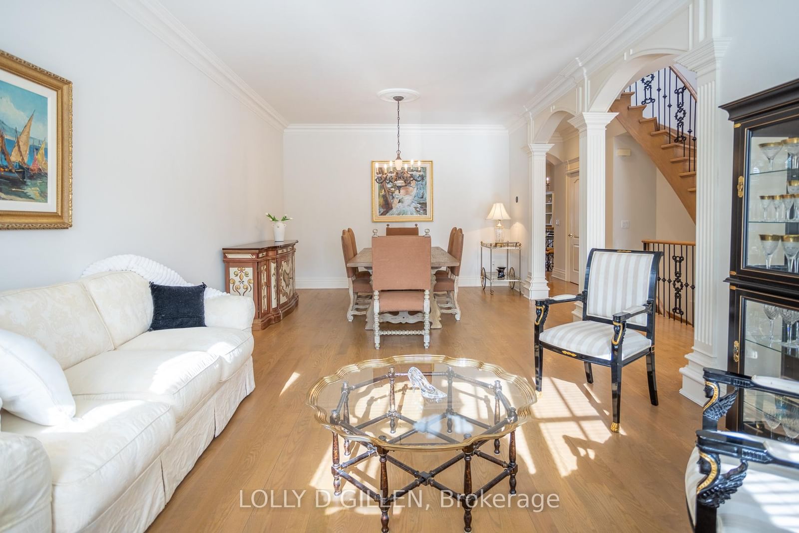 Listing Image 7