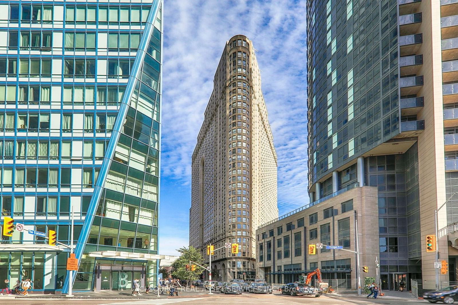 Condo for lease at 1017-25 The Esplanade, Toronto, Waterfront Communities C8, M5E 1W5 - MLS: C11919833