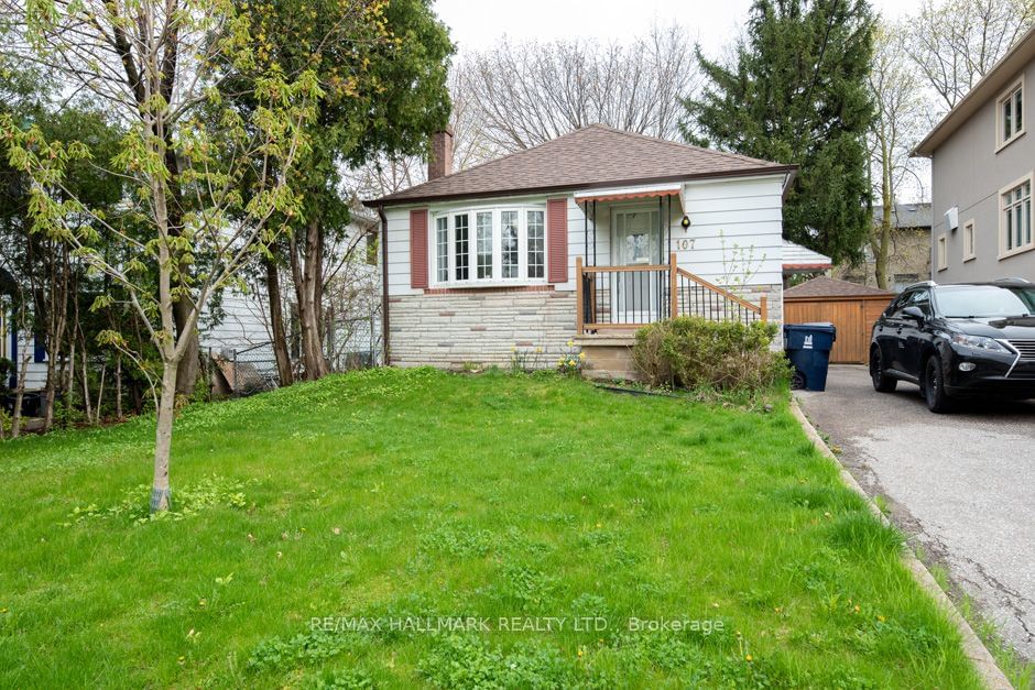 Detached House for sale at 107 Elmhurst Avenue, Toronto, Lansing-Westgate, M2N 1R7 - MLS: C11919851