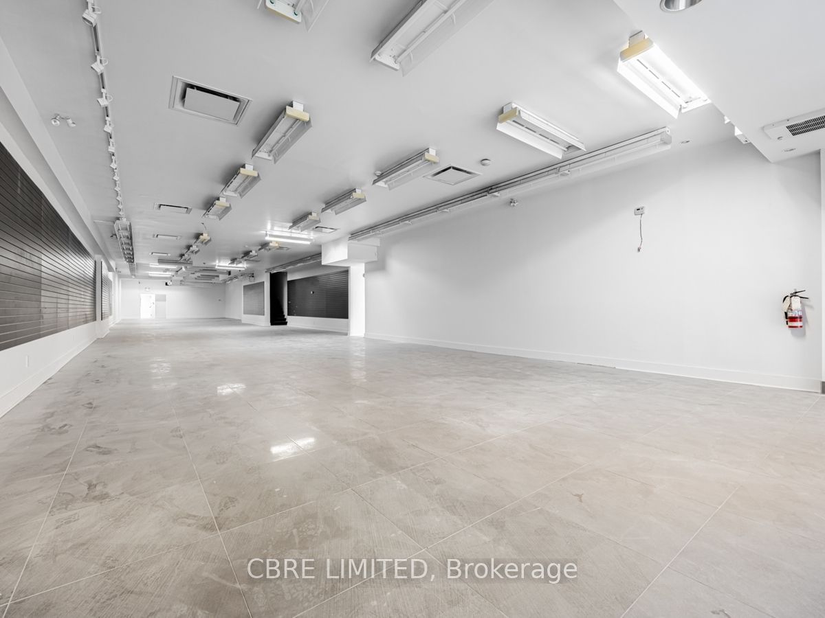 Commercial/Retail for lease at 750 Yonge Street, Toronto, Bay Street Corridor, M4Y 2B6 - MLS: C11920104