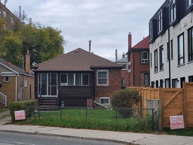 471 Vaughan Road