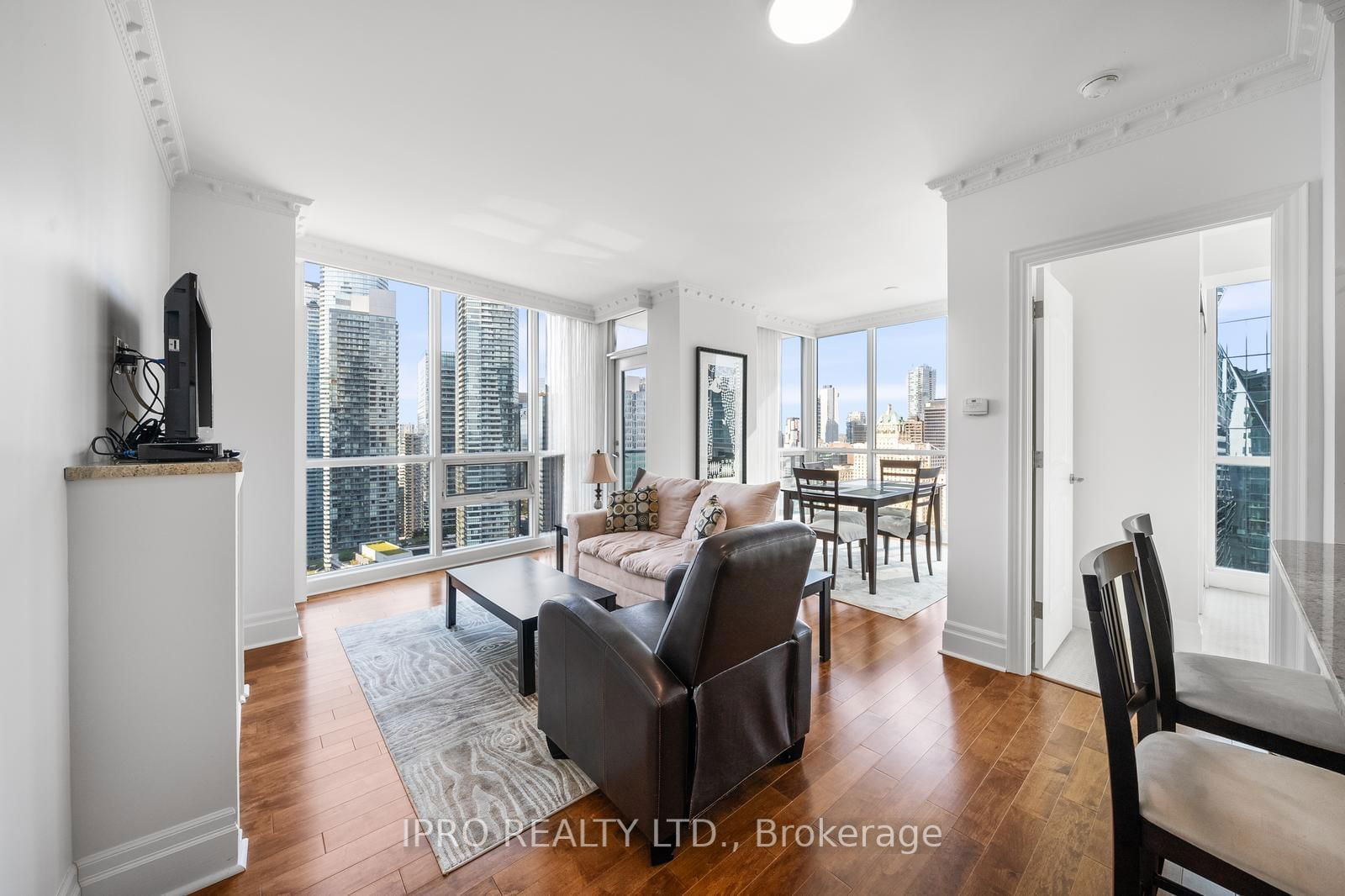 Condo for sale at 3402-16 Harbour Street, Toronto, Waterfront Communities C1, M5J 2Z7 - MLS: C11920150