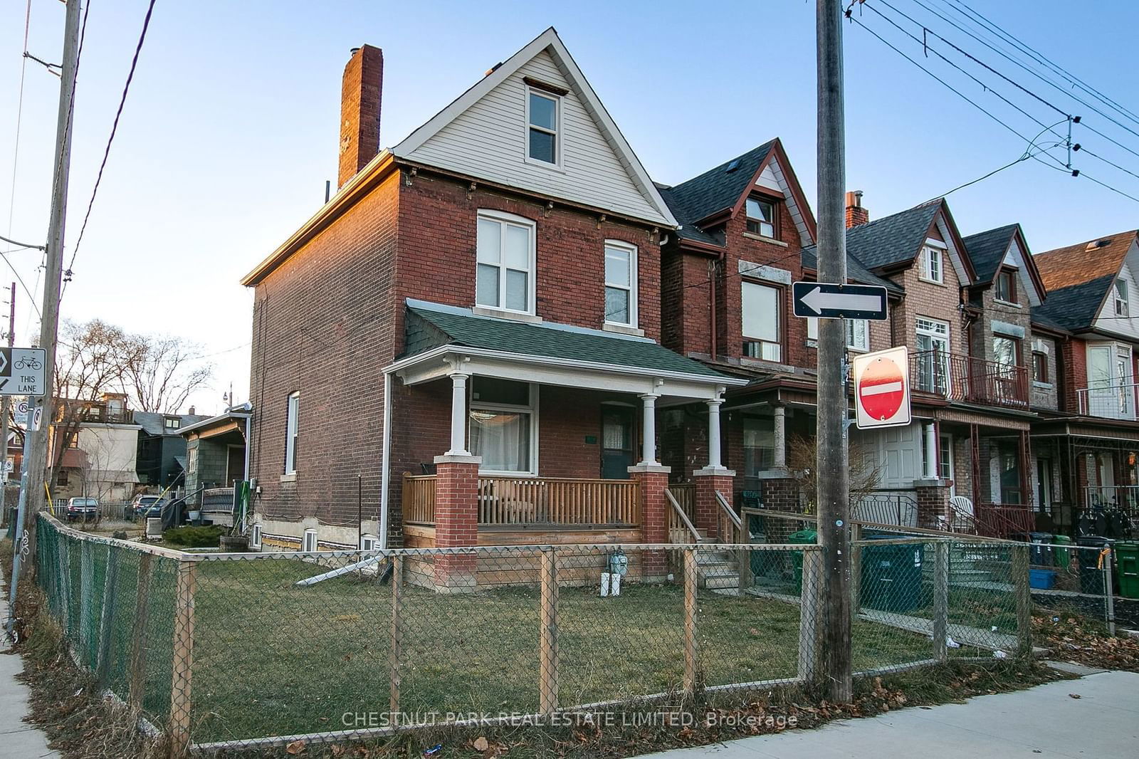 Detached House leased at Main-414 Roxton Road, Toronto, Palmerston-Little Italy, M6G 3R4 - MLS: C11920159