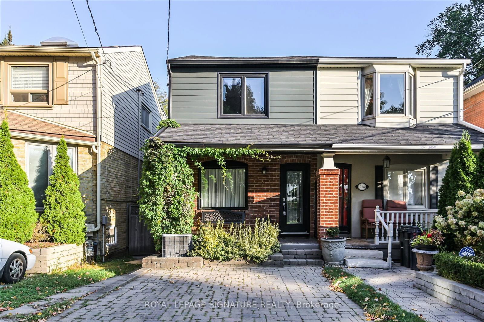 Semi-Detached House for lease at 248 Roselawn Avenue, Toronto, Yonge-Eglinton, M4R 1E9 - MLS: C11920221