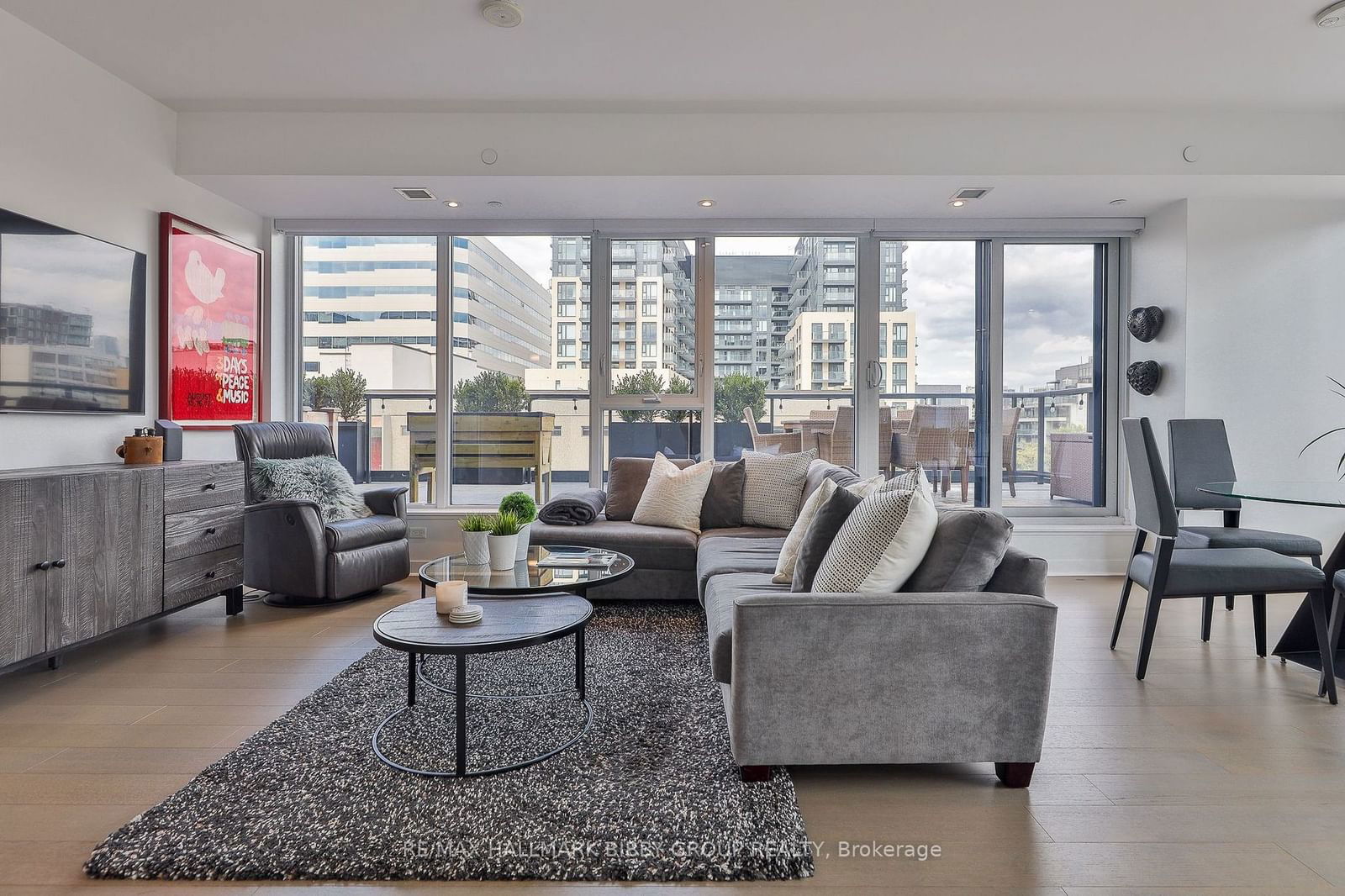 Condo for sale at 611-501 Adelaide Street, Toronto, Waterfront Communities C1, M5V 1T4 - MLS: C11920223