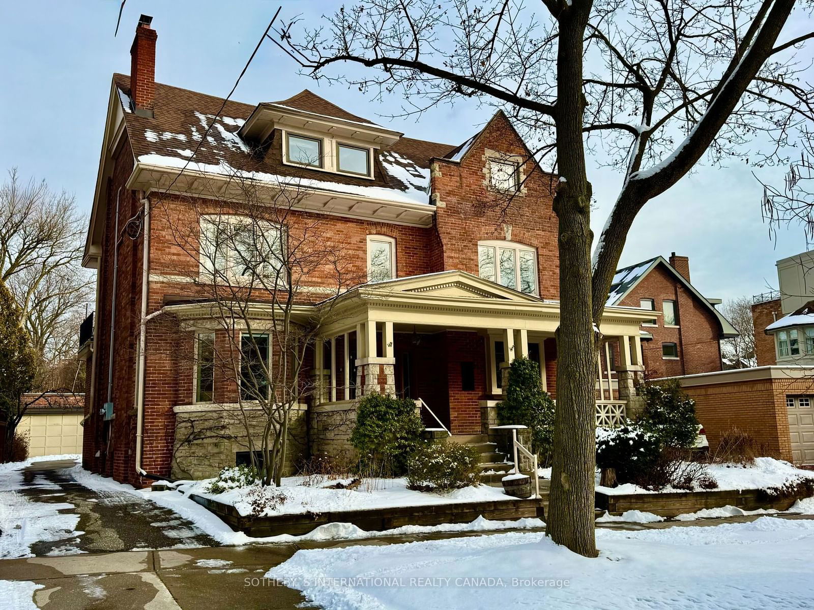 Detached House for sale at 105 Cluny Drive, Toronto, Rosedale-Moore Park, M4W 2R5 - MLS: C11920565