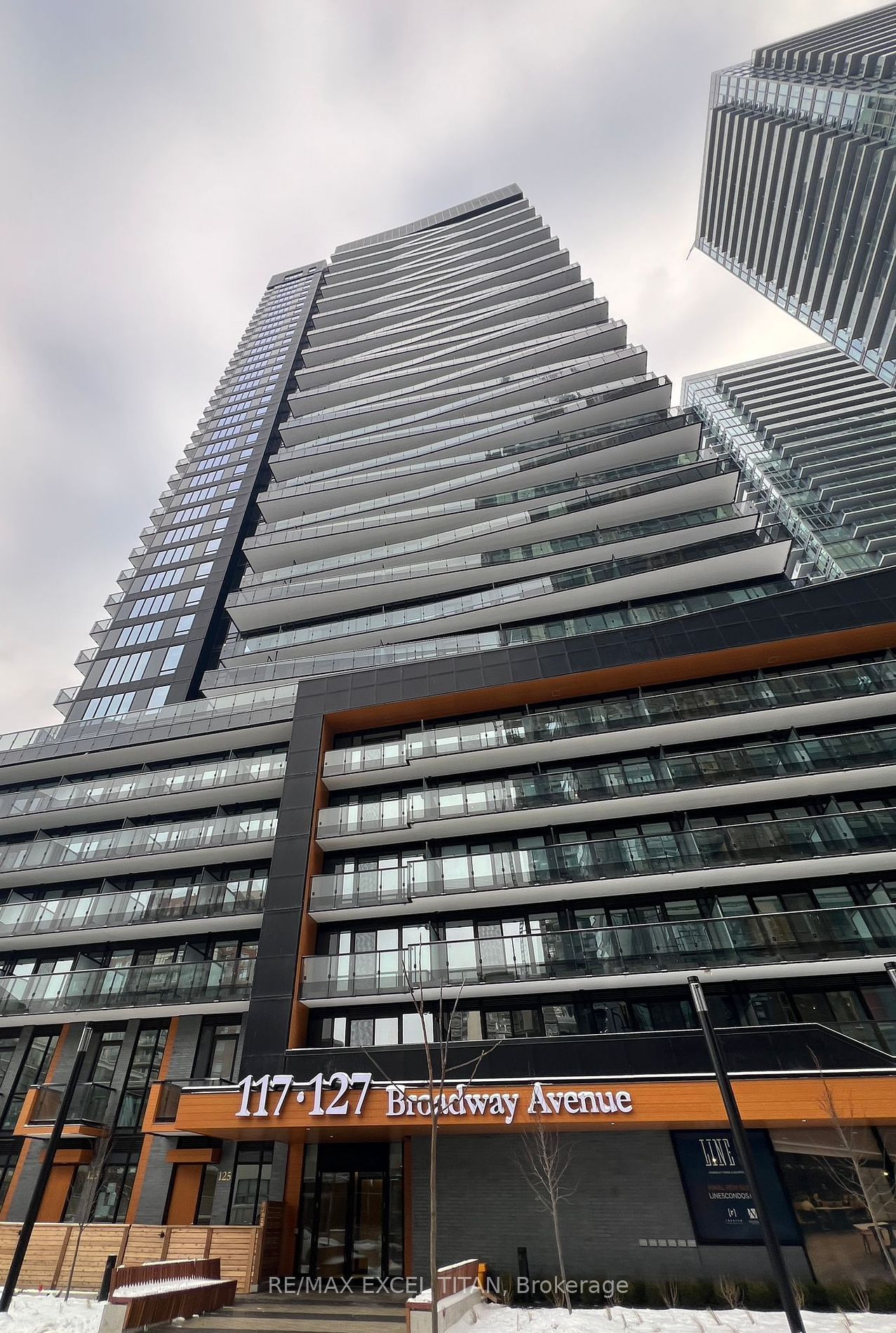 Condo leased at 515-127 Broadway Avenue, Toronto, Mount Pleasant West, M4P 1V4 - MLS: C11920659