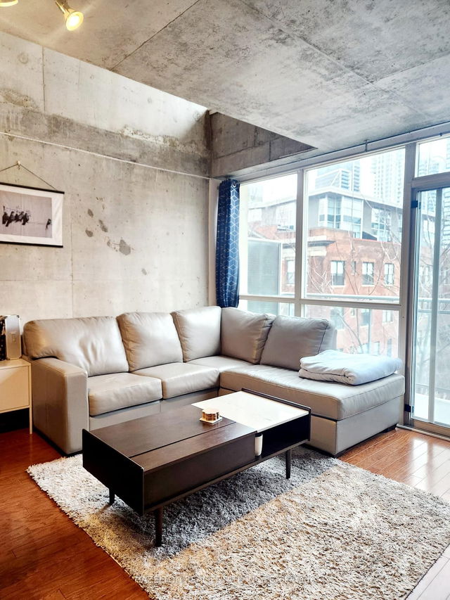 508 - 954 King Street