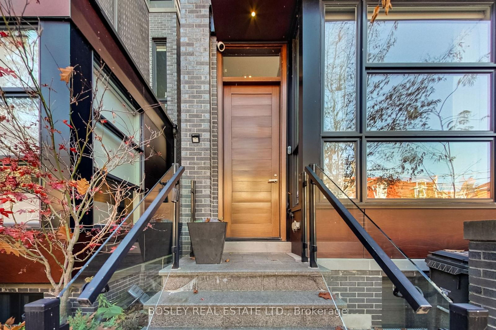 Townhouse for sale at 250 Manning Avenue, Toronto, Trinity-Bellwoods, M6J 2K7 - MLS: C11921075