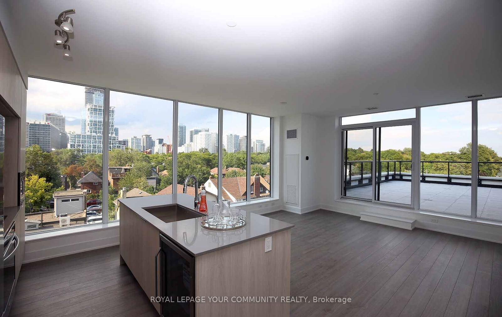 Condo for lease at 430-1 Belsize Drive, Toronto, Mount Pleasant West, M4S 1L3 - MLS: C11921180